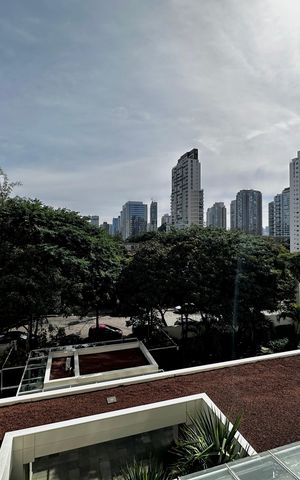 Apartamento à venda com 175m², 4 quartos e 3 vagas Apartamento à venda com 175m², 4 quartos e 3 vagasVista Suíte 1