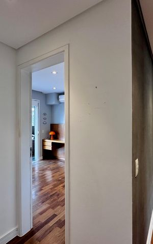 Apartamento à venda com 175m², 4 quartos e 3 vagas Apartamento à venda com 175m², 4 quartos e 3 vagasCorredor Quartos