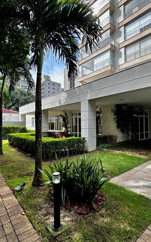 Apartamento à venda com 175m², 4 quartos e 3 vagas Apartamento à venda com 175m², 4 quartos e 3 vagasÁrea Comum