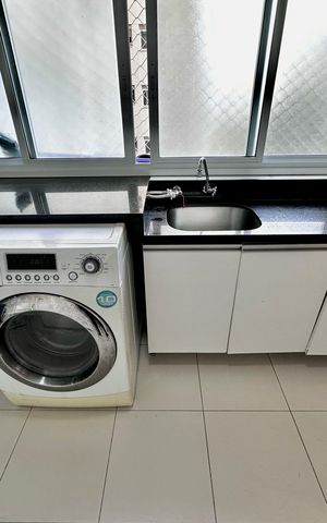 Apartamento à venda com 175m², 4 quartos e 3 vagas Apartamento à venda com 175m², 4 quartos e 3 vagasÁrea de Serviço