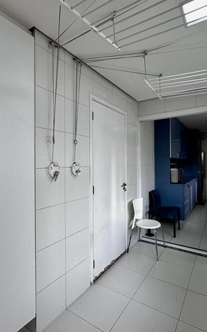 Apartamento à venda com 175m², 4 quartos e 3 vagas Apartamento à venda com 175m², 4 quartos e 3 vagasÁrea de Serviço