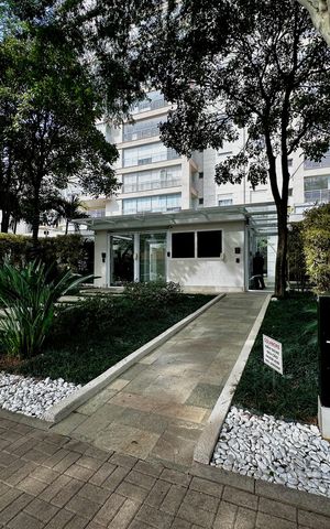 Apartamento à venda com 175m², 4 quartos e 3 vagas Apartamento à venda com 175m², 4 quartos e 3 vagasFachada