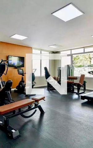 Apartamento à venda com 175m², 4 quartos e 3 vagas Apartamento à venda com 175m², 4 quartos e 3 vagasAcademia