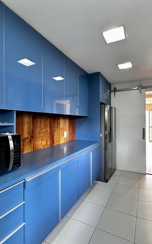 Apartamento à venda com 175m², 4 quartos e 3 vagas Apartamento à venda com 175m², 4 quartos e 3 vagasCozinha