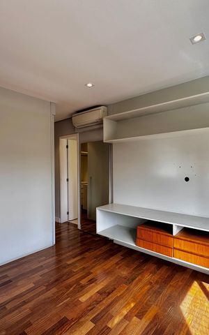 Apartamento à venda com 175m², 4 quartos e 3 vagas Apartamento à venda com 175m², 4 quartos e 3 vagasSuíte 1
