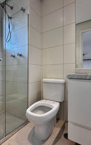 Apartamento à venda com 175m², 4 quartos e 3 vagas Apartamento à venda com 175m², 4 quartos e 3 vagasBanheiro Suíte 2