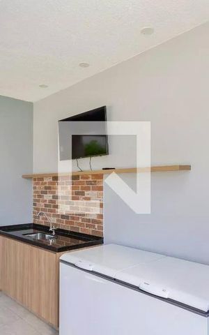 Apartamento à venda com 34m², 2 quartos e sem vaga Apartamento à venda com 34m², 2 quartos e sem vagaChurrasqueira