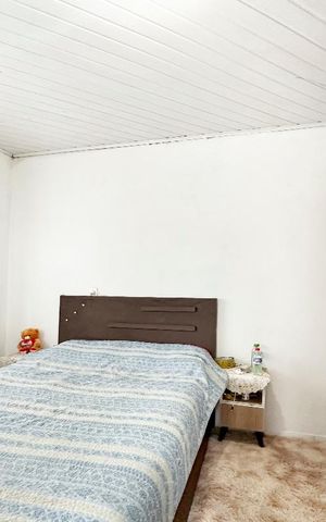 Casa à venda com 78m², 2 quartos e 1 vagaQuarto