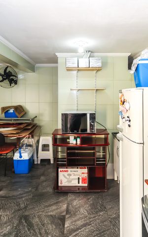 Casa à venda com 90m², 3 quartos e 2 vagas Casa à venda com 90m², 3 quartos e 2 vagasÁrea gourmet