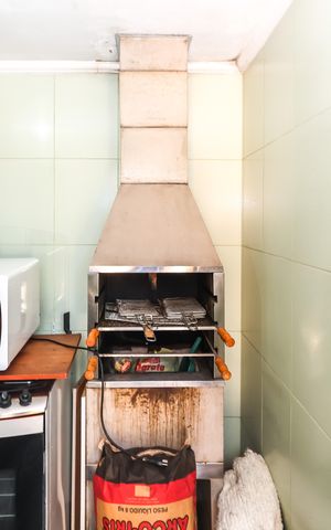 Casa à venda com 90m², 3 quartos e 2 vagas Casa à venda com 90m², 3 quartos e 2 vagasÁrea gourmet