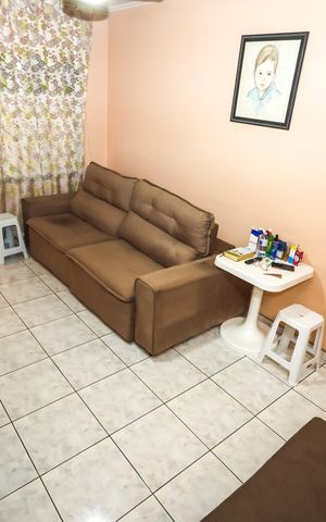 Casa à venda com 90m², 3 quartos e 2 vagas Casa à venda com 90m², 3 quartos e 2 vagasSala