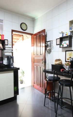 Casa para alugar com 150m², 3 quartos e 2 vagasCozinha