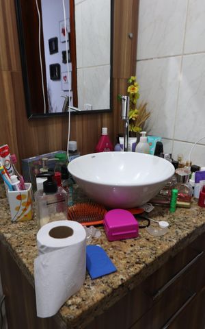 Casa para alugar com 150m², 3 quartos e 2 vagasBanheiro da Suíte