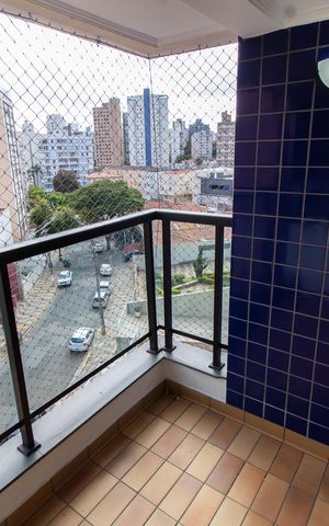 Apartamento à venda com 70m², 2 quartos e 1 vaga Apartamento à venda com 70m², 2 quartos e 1 vagaVaranda