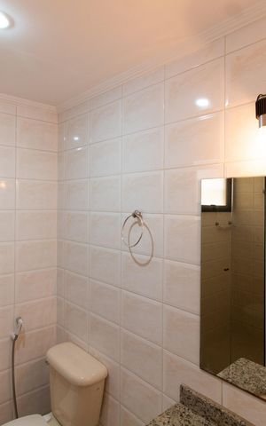 Apartamento à venda com 70m², 2 quartos e 1 vaga Apartamento à venda com 70m², 2 quartos e 1 vagaBanheiro Social