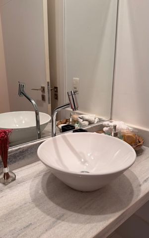 Casa de condomínio à venda com 207m², 3 quartos e 4 vagas Casa de condomínio à venda com 207m², 3 quartos e 4 vagasBanheiro da Suíte 2