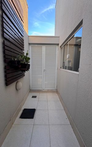 Casa de condomínio à venda com 207m², 3 quartos e 4 vagas Casa de condomínio à venda com 207m², 3 quartos e 4 vagasÁrea de Serviço