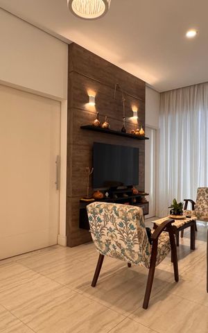 Casa de condomínio à venda com 207m², 3 quartos e 4 vagas Casa de condomínio à venda com 207m², 3 quartos e 4 vagasSala de TV