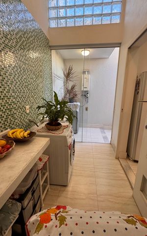 Casa de condomínio à venda com 207m², 3 quartos e 4 vagas Casa de condomínio à venda com 207m², 3 quartos e 4 vagasÁrea de Serviço