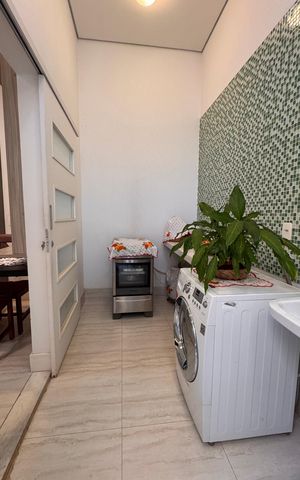 Casa de condomínio à venda com 207m², 3 quartos e 4 vagas Casa de condomínio à venda com 207m², 3 quartos e 4 vagasÁrea de Serviço
