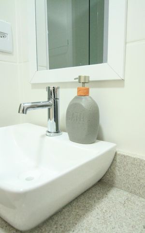Apartamento para alugar com 20m², 1 quarto e 1 vaga Apartamento para alugar com 20m², 1 quarto e 1 vagaBanheiro