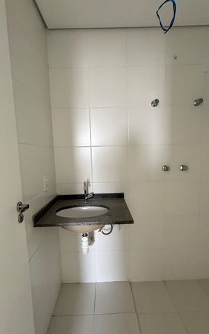 Apartamento à venda com 54m², 2 quartos e 1 vaga Apartamento à venda com 54m², 2 quartos e 1 vagaBanheiro