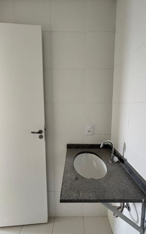 Apartamento à venda com 54m², 2 quartos e 1 vaga Apartamento à venda com 54m², 2 quartos e 1 vagaBanheiro