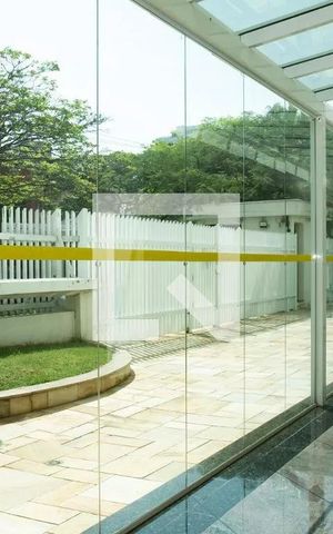 Apartamento para alugar com 76m², 1 quarto e 2 vagas