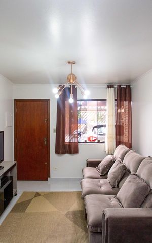 Casa à venda com 135m², 2 quartos e 2 vagasSala
