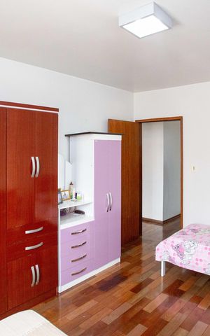 Casa à venda com 135m², 2 quartos e 2 vagasQuarto 2