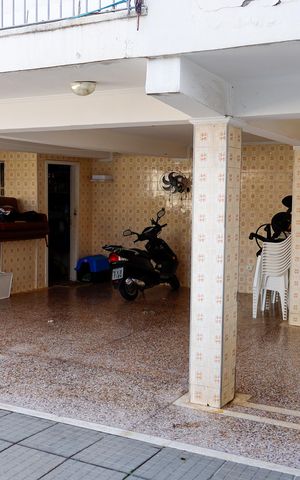 Casa à venda com 251m², 2 quartos e 2 vagasQuintal