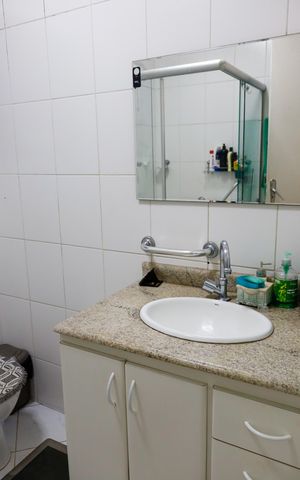 Casa à venda com 251m², 2 quartos e 2 vagasBanheiro