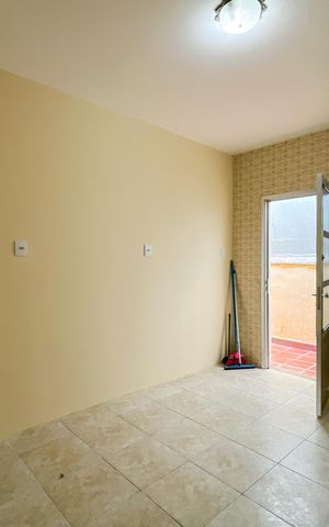 Casa para alugar com 75m², 2 quartos e 1 vaga Casa para alugar com 75m², 2 quartos e 1 vagaCozinha e Área de Serviço