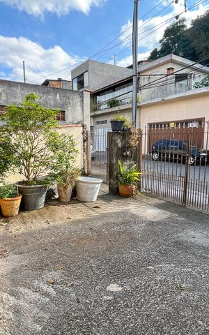 Casa para alugar com 75m², 2 quartos e 1 vaga Casa para alugar com 75m², 2 quartos e 1 vagaVaga