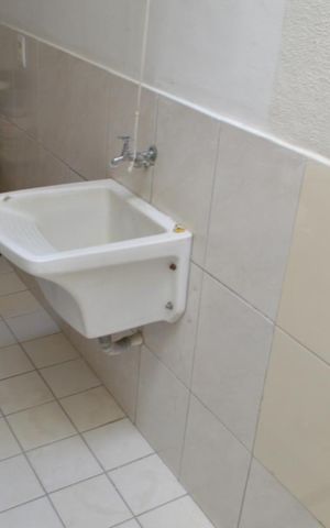 Casa de condomínio à venda com 100m², 3 quartos e 1 vaga Casa de condomínio à venda com 100m², 3 quartos e 1 vagaÁrea de Serviço
