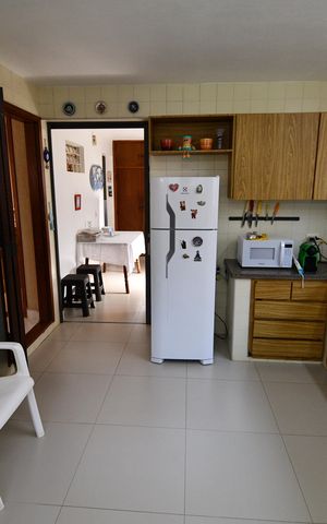 Casa à venda com 340m², 4 quartos e 2 vagasCozinha