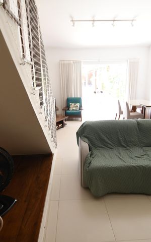 Casa à venda com 340m², 4 quartos e 2 vagasSala