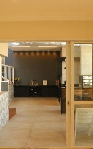 Apartamento à venda com 255m², 4 quartos e 4 vagasHall