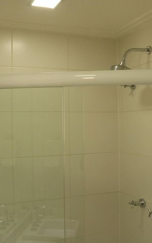 Apartamento à venda com 255m², 4 quartos e 4 vagasBanheiro da Suíte 2