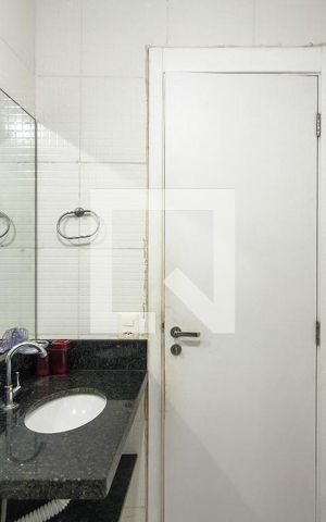 Apartamento para alugar com 48m², 2 quartos e sem vagaBanheiro social