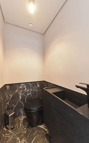 Apartamento à venda com 105m², 2 quartos e 2 vagasLavabo