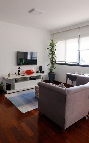 Apartamento à venda com 90m², 2 quartos e 2 vagasSala
