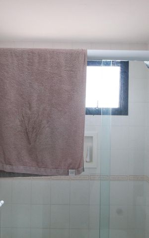 Apartamento à venda com 90m², 2 quartos e 2 vagasBanheiro da Suíte