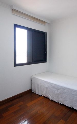 Apartamento à venda com 90m², 2 quartos e 2 vagasQuarto