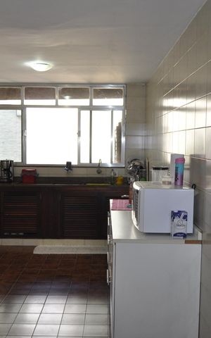 Casa à venda com 327m², 4 quartos e 1 vagaCozinha