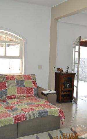 Casa à venda com 327m², 4 quartos e 1 vagaSala