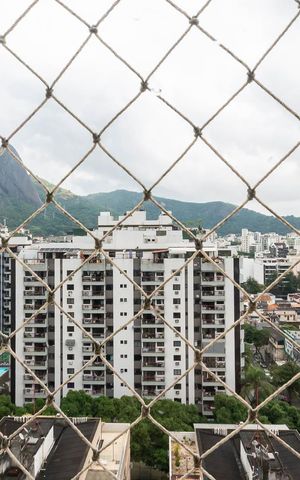 Apartamento à venda com 130m², 3 quartos e 2 vagasVista Quarto 2