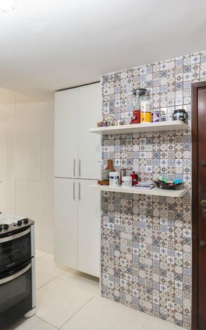 Apartamento à venda com 130m², 3 quartos e 2 vagasCozinha