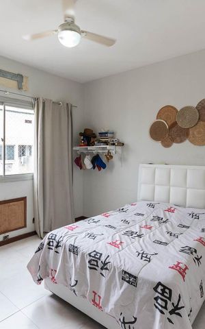 Apartamento à venda com 130m², 3 quartos e 2 vagasSuíte