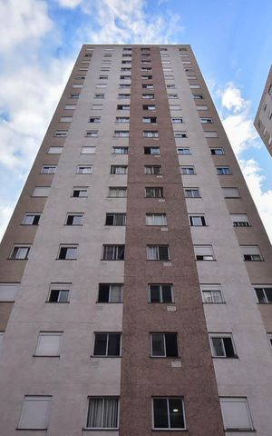 Apartamento à venda com 40m², 2 quartos e 1 vaga Apartamento à venda com 40m², 2 quartos e 1 vagaFachada